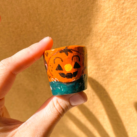 Spooky Pumpkin Mini Pot ashleyooacevedoshop image_6a901453-c9d5-4ea8-b96e-e8b70585cdda